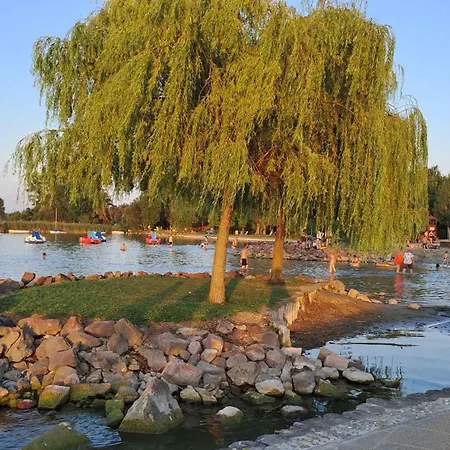 In - Balaton 18626 Fonyód